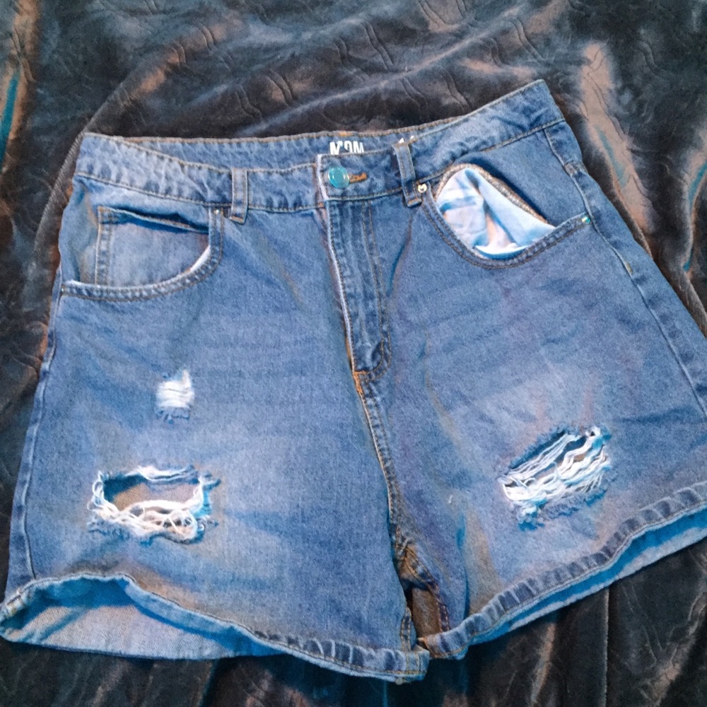 High Rise size 11 mom jean shorts